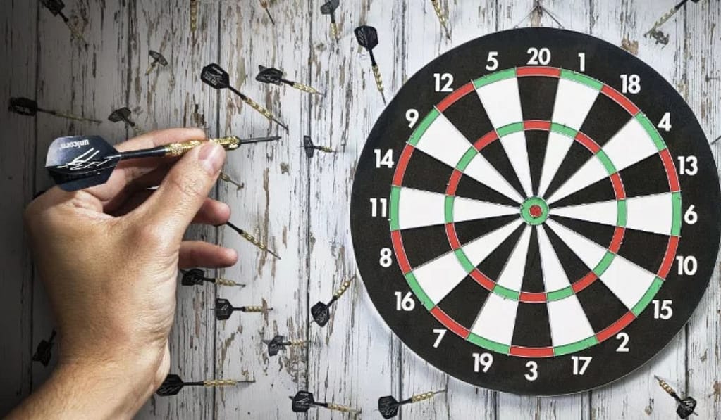 A detailed dart out chart showing optimal checkout combinations for finishing scores from 170 to 2, with recommended double finishes and smart routes to end games efficiently.